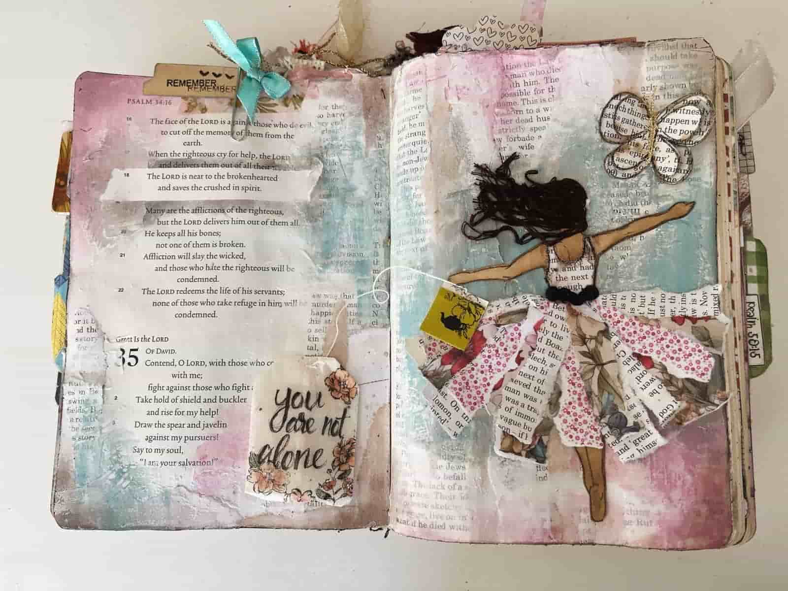 11h45 to 13h45 Bible Journaling - Charlene
